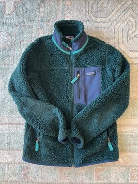 Patagonia Women’s Teal Green Retro Fleece Jacket